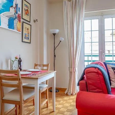 Apartment Cozy Near Center *